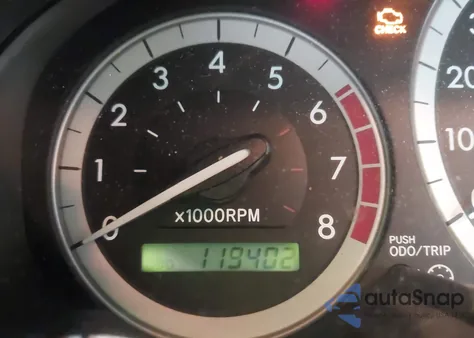 2004 Toyota Sienna Xle Limited z USA, uszkodzony, nr VIN 5TDZA22C44S185518